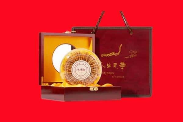 收购资讯:丽水市缙云回收冬虫夏草是按克吗
